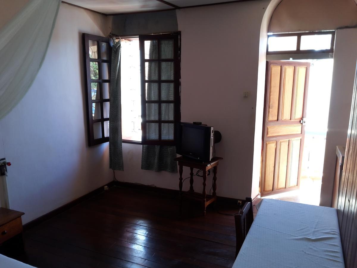 Hotel Valiha Antsiranana Zewnętrze zdjęcie